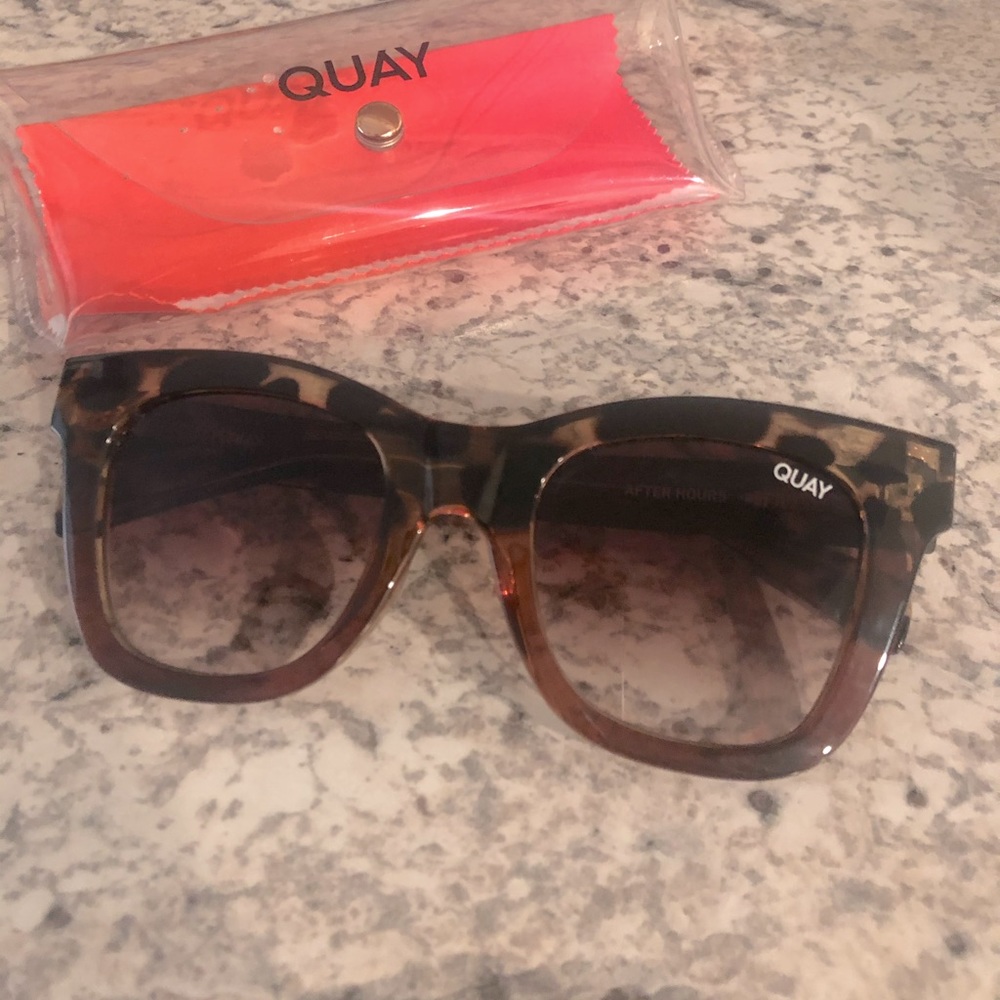 COPY - Women’s Tortoise Quay Sunglasses